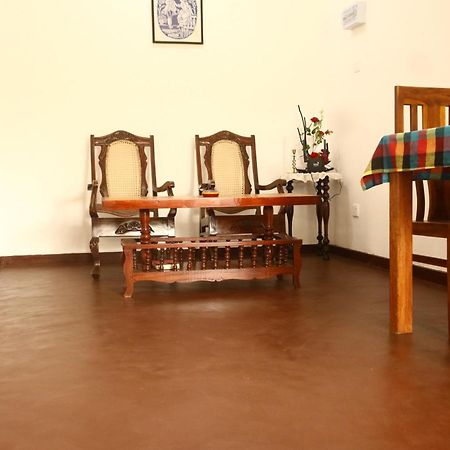 Sun Ground Villa Хикадува Екстериор снимка