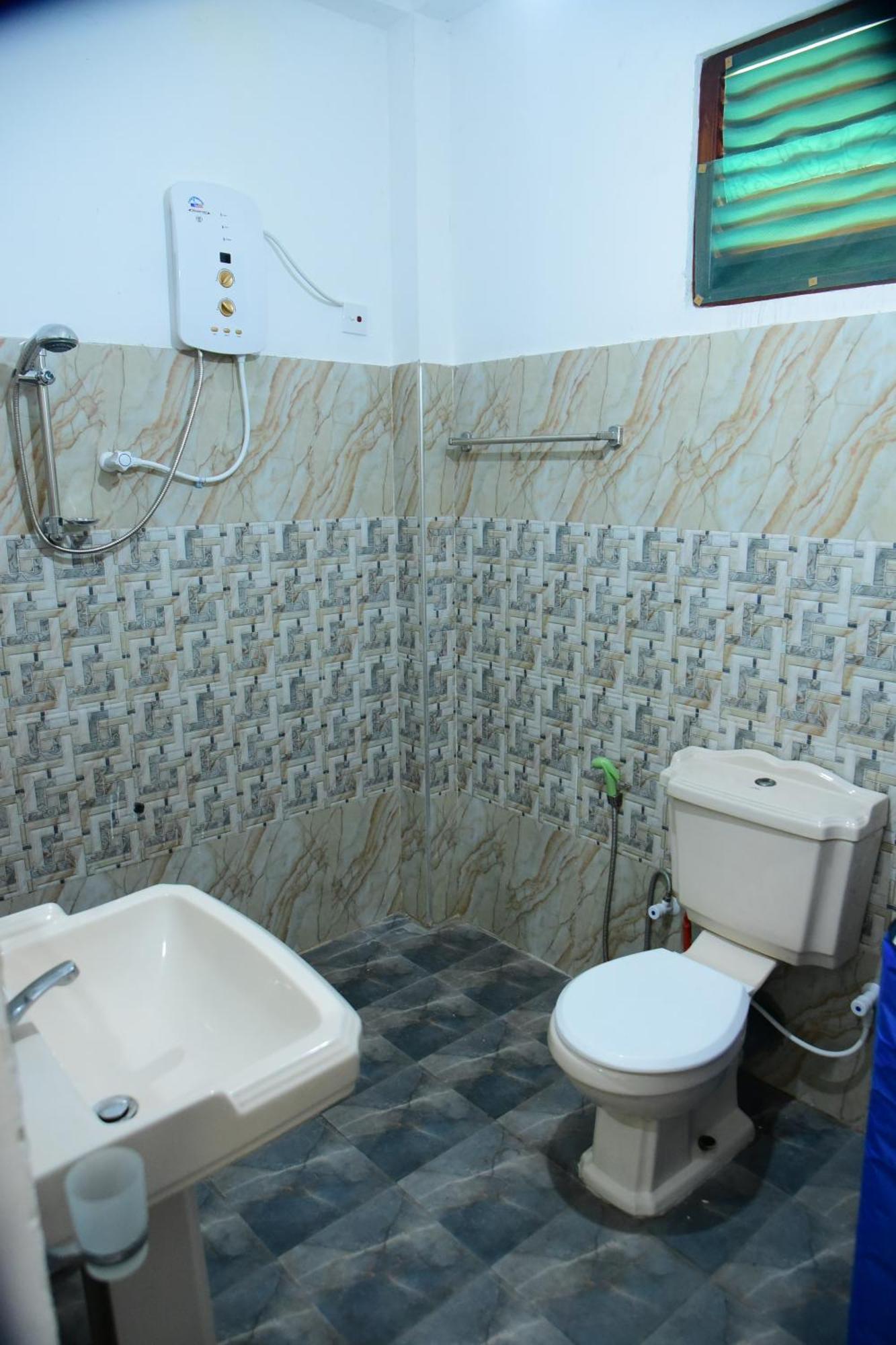 Sun Ground Villa Хикадува Екстериор снимка