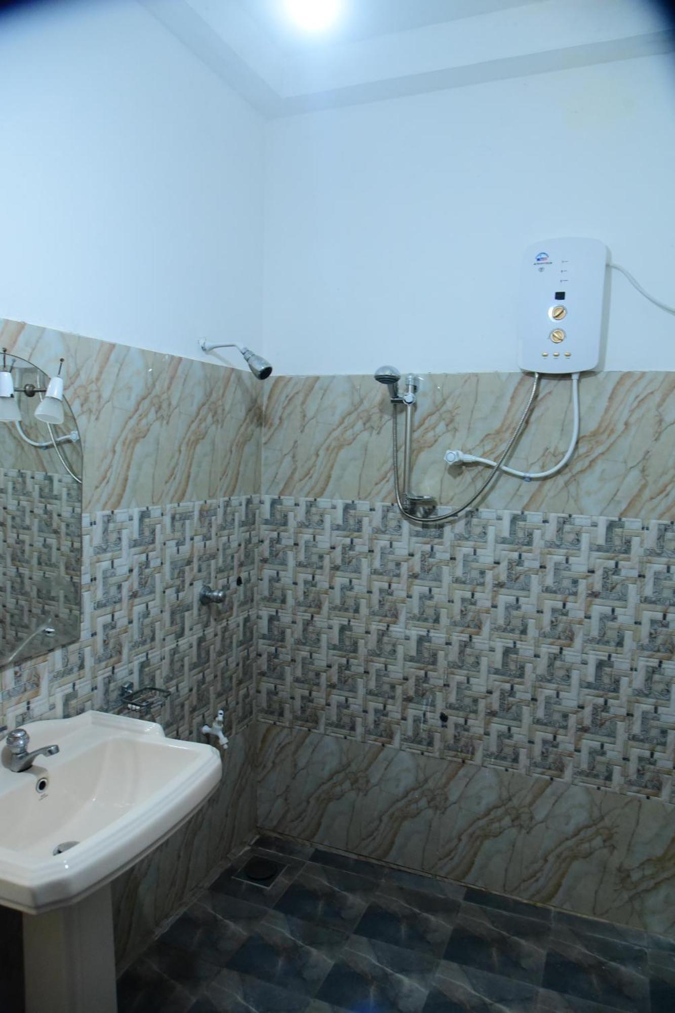 Sun Ground Villa Хикадува Екстериор снимка