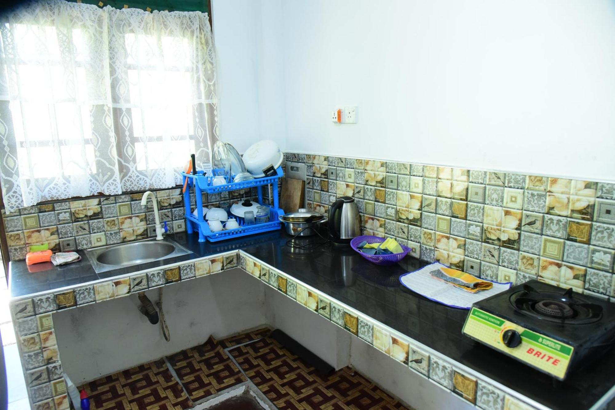 Sun Ground Villa Хикадува Екстериор снимка
