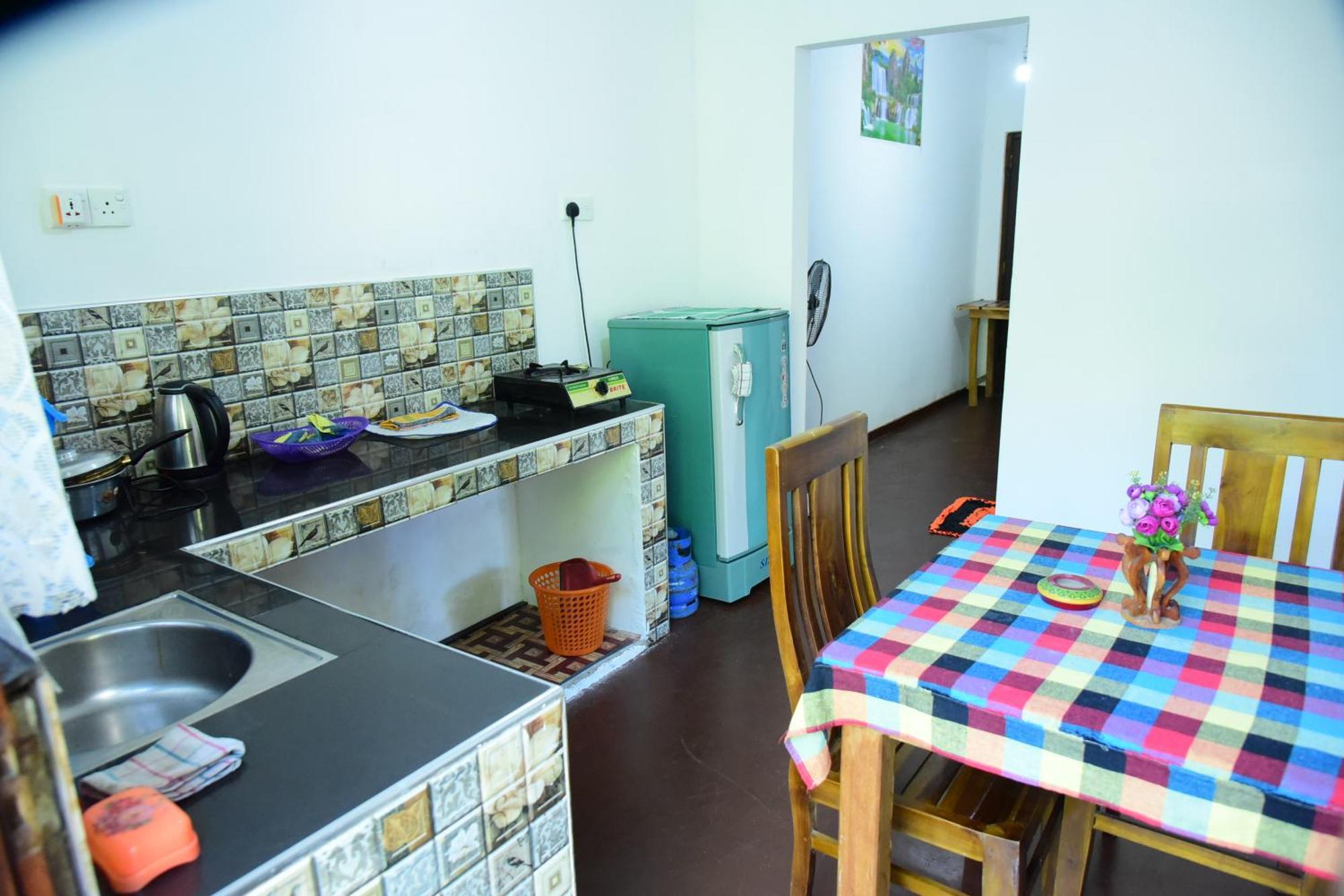 Sun Ground Villa Хикадува Екстериор снимка