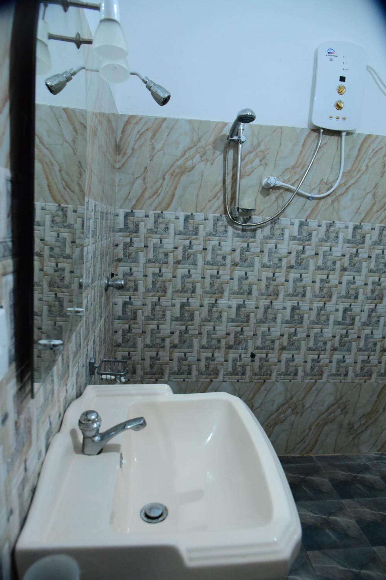 Sun Ground Villa Хикадува Екстериор снимка